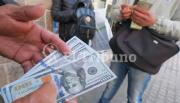 Improvisación y mala praxis: las críticas más duras al Gobierno por la suba del dólar