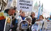 Qué va a pasar con el aumento a jubilados tras el veto del gobierno de Javier Milei: qué significa esto