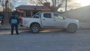Conducía una camioneta con dos pedidos de secuestro y terminó detenido