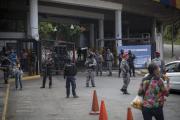 Comité de Presos Políticos denuncia restricciones en El Helicoide: “Solo permiten llevarles comida los viernes”