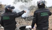 Lo pescaron infraganti: un hombre fue multado por iniciar un incendio en un descampado