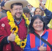 Samuel llega a Tarija para cerrar su campaña electoral