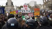 Gendarmería y la Policía Federal empujaron a familiares de personas con discapacidad en el Congreso