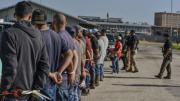 Las redadas atemorizan a los latinos en California