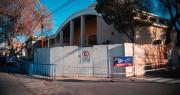 Comenzaron las obras de reparación de la mampostería del campanil de parroquia de Santa Lucía