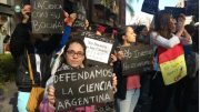 Ecuador: Organizaciones sociales y ambientalistas se manifiestan contra las reformas de Noboa