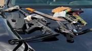 Arrestaron a un hombre en un aeropuerto de Florida con un rifle AR-15 cargado y varios cuchillos en su auto