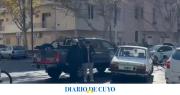 Dos vehículos chocaron en una esquina transitada del microcentro sanjuanino