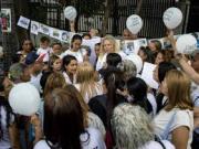 Denuncian que colectivos atacaron a madres y familiares de presos políticos que hacían vigilia frente al TSJ