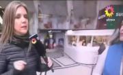 Insultaron e increparon a una periodista platense cuando hacía un móvil de TV en vivo