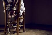 Venime a buscar que estoy en peligro: mucama denunció a su patrón por secuestro y abuso
