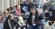 Ya comenzó la vigilia en la parroquia porteña de San Cayetano