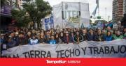 La CGT, las CTA y los movimientos sociales se unen en una masiva marcha