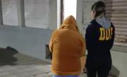 Detuvieron en La Plata a la madre del acusado de un femicidio en Berisso: ¿qué le encontraron?