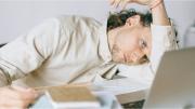 Por qué procrastinamos siempre, según la psicología