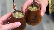 Mate sirio: la versión curiosa y llamativa que se toma en otras partes del mundo