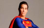 Actor Dean Cain planea unirse a ICE