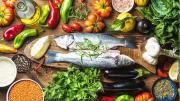 Los beneficios de aumentar el consumo de fruta, verdura, pescado y legumbres, según los especialistas