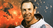 Muere Jim Lovell, el astronauta estadounidense que comandó la misión Apolo 13