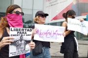 Madres venezolanas exigen justicia tras agresión durante vigilia frente al TSJ – Correo del Caroní