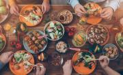 ¿Qué alimentos no hay que comer en la cena para no alterar el sueño?