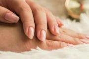 Uñas fuertes en invierno: consejos para combatir la sequedad y las quebraduras