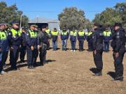 Más de 200 policías controlan el ingreso de los hinchas de Rosario Central a Tucumán