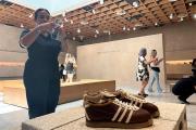 Exposición de calzado Adidas de Bad Bunny genera interés en Museo de Arte de Puerto Rico