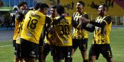 El Tigre sufre, gana y es el líder del torneo todos contra todos