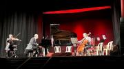 Música: El sorprendente triple concierto del Trío Apolo