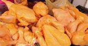 Precios altos afectan ventas de pollo en mercados del eje central del país