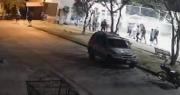 Video: Denuncian que presuntos barras bravas golpearon a un estudiante y robaron a vecinos en Santa Cruz