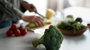 Este es el peor error que comenten hasta los chefs cuando preparan el brócoli: queda amargo y le quitan todos sus nutrientes