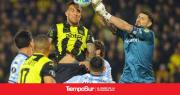 Racing perdió 1-0 con Peñarol en Montevideo
