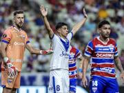 Vélez sufrió, tuvo sus chances y se llevó un empate ante Fortaleza en Brasil que lo ilusiona en la Copa Libertadores