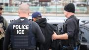 ICE detiene a 350 delincuentes en Texas: enfrentan condenas por 1.700 delitos diferentes