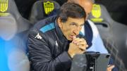 El gesto de Gustavo Costas con los hinchas de Racing demorados en el estadio de Peñarol