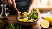 Mezclar orégano con limón: por qué recomiendan hacerlo y para qué sirve