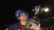 Fue campeón de la Libertadores 2007 con Juan Román Riquelme y lo liquidó tras su festejo de gol contra Racing