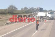 Video: pánico en la Ruta 34 por el incendio de un camión con carga de carbón