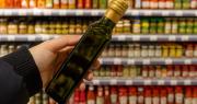 Ordenan suspender el aceite de oliva más popular por ser un producto falso