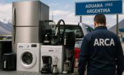 Una heladera en Argentina $2.5 millones, en Chile $900 mil: aluvión de tours de compras