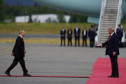 (VIDEO) La cumbre desinflada sobre Ucrania: alfombra roja para Putin y otra decepción para Trump