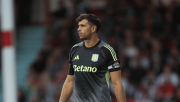 La insólita razón por la que Dibu Martínez no jugó el primer partido con el Aston Villa en la Premier League, ¿qué pasó?