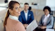 Empleo para recepcionista en Miami: pagan hasta $18 por hora si cumples con estos requisitos