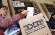 TSE prohíbe ingreso de celulares y toma de fotografías en el recinto reservado de votación