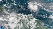 Paso del huracán Erin por el Atlántico: cierran playas en este país caribeño