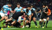 Los Pumas sufrieron la potencia de los All Blacks en el Kempes