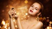 Los 7 mejores perfumes para mujeres elegantes que duran todo el día y dejan una estela deliciosa al caminar