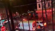 Buscan a culpable de tiroteo en bar de Nueva York que dejó al menos tres fallecidos y ocho heridos